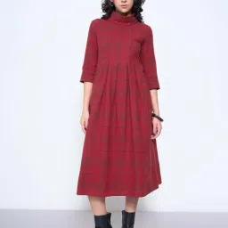 Akkriti By Pantaloons Red Regular Fit Checks Dress-picture-15