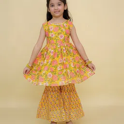 The Mom Store Cotton Woven Sleeveless Floral Printed Sultaana Anarkali Sharara Set - Multi Colour-picture-14