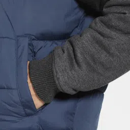 American Eagle Navy Regular Fit Quilted Hooded Jacket image 3