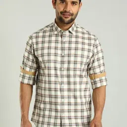 Indian Terrain Beige Regular Fit Checks Shirt-image-38
