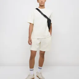 studiofit men Studiofit by Westside Off-White Knitted Relaxed-Fit Mid-Rise Shorts image 3