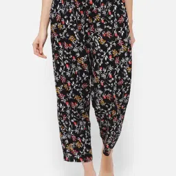 Clovia Black Cotton Floral Print Pyjamas-image-29