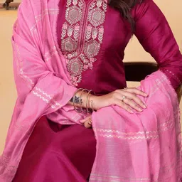 AVNISA ENTERPRISE Women Ethnic Motifs Thread Work Kurta with Trousers & Dupatta image 4