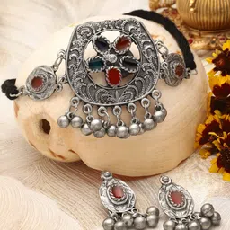Moedbuille Silver-Plated Stones Studded Oxidised Necklace And Earrings image 1