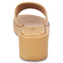 Metro Women's Tan Casual Wedges image 5