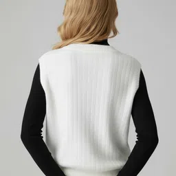 DressBerry Women Pullover image 3