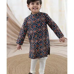 Tiber Taber 100% Cotton Full Sleeves Patola Printed Kurta Pyjama Set - Blue-picture-34