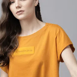 The Roadster Lifestyle Co Women Mustard Yellow Brand Name Print Detail Cotton Round Neck Boxy T-shirt-image-73