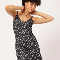 DressBerry Mono-Magic Chic Wrap Dress-picture-26