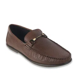Mochi Men's Tan Casual Loafers image 3