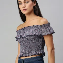 KASSUALLY Navy Floral Print Crop Top image 3