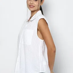 American Eagle Outfitters White Cotton Chequered Shirt image 3