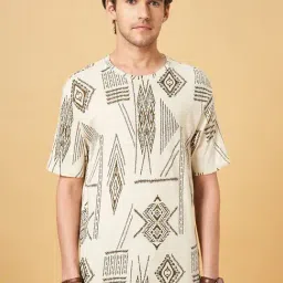 7 Alt by Pantaloons Off White Cotton Relaxed Fit Printed T-Shirt-image-39