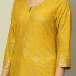 Rangriti Yellow Printed Straight Kurta image 5