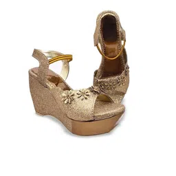 MONAQI Colourblocked Comfort Sandals with Buckles image 2