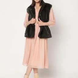 Vero Moda Green Regular Fit Waistcoat image 5