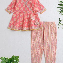 The Magic Wand Cotton Woven Three Fourth Sleeves Floral Printed & Gota Lace Embellished Kurti Pant Set - Peach-picture-30