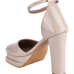 Shoetopia Kids Beige Ankle Strap Sandals image 3