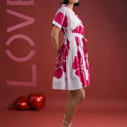 Aura By Sanskrutihomes Floral Print A-Line Dress image 5