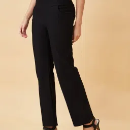 Globus Black Relaxed Fit Tregging image 3