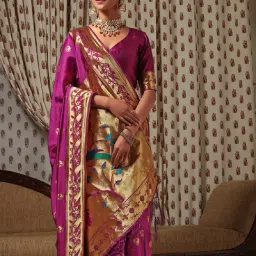 Janasya Purple Textured Saree With Blouse-image-8