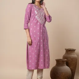 Fashor Pink Cotton Embroidered Three-Quarter Sleeves Kurta image 3