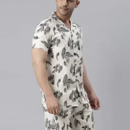 Bushirt Light Cream Regular Fit Printed Shirt With Shorts Set image 3