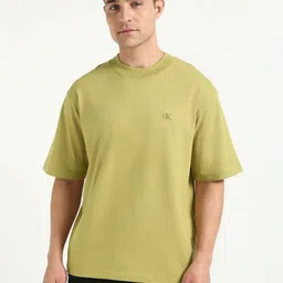Calvin Klein Jeans Men Solid Round Neck Cotton Oversized T-shirt image 1