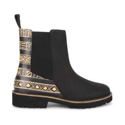 Yoho Women's Black Chelsea Boots-picture-27
