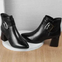 Metro Women's Black Boots-picture-29