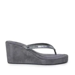 Shezone Women's Grey Thong Wedges image 3
