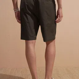 Highlander Men Loose Fit Elasticated Pull Up Shorts image 5