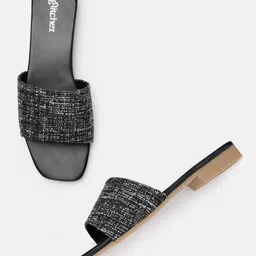 glitchez Women Textured Open Toe Flats-picture-41