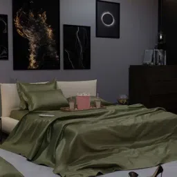 Stoa Paris Date Night Olive Oasis Polyester 300 TC Super King Bed Sheet With 4 Pillow Covers-image-23
