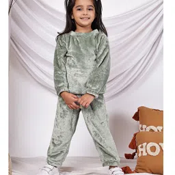 NEUDIS Fleece Knit Full Sleeves Fur Detailed Top & Trousers Set - Green-picture-33