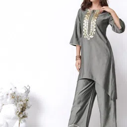 HERE&NOW Geometric Yoke Design Notch Neck Sequinned A-Line Kurta With Palazzos image 5