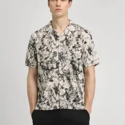 Forever 21 Beige Regular Fit Printed Shirt-picture-29