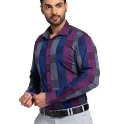 Park Avenue Violet Slim Fit Checks Shirt image 3