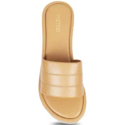 Metro Women's Tan Casual Wedges image 3