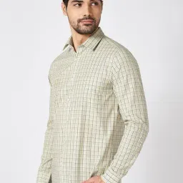 Byford By Pantaloons White Cotton Slim Fit Checks Shirt image 3