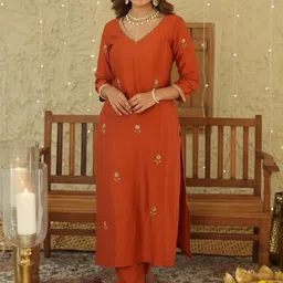 Anni Designer Women Ethnic Motifs Embroidered Regular Thread Work Kurta with Trousers image 3