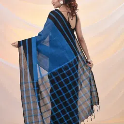 Arhi Blue & Black Cotton Polyblend Woven Design Saree with Unstitched Blouse image 2