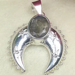 Zhupuk Geometric Pendants image 1