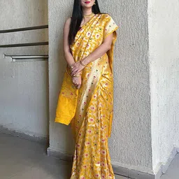 BerMondsey Woven Design Silk Banarasi Saree-picture-15