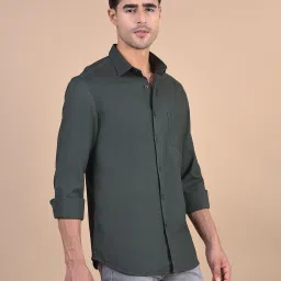 Cantabil Green Regular Fit Solid Casual Shirt image 3