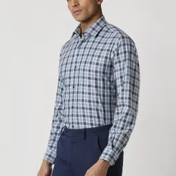 Van Heusen Blue Regular Fit Checks Shirt image 3