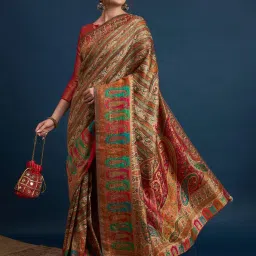 Saree Mall Cream Viscose Self Saree with Blouse Piece image 3