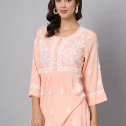 PARAMOUNT CHIKAN Peach Hand Embroidered Chikankari Straight Kurti image 3