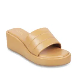 Metro Women's Tan Casual Wedges image 2