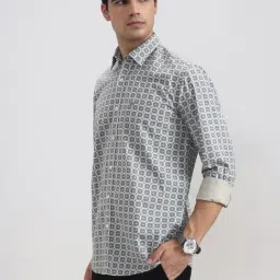 JadeBlue Grey Cotton Regular Fit Printed Shirt image 2